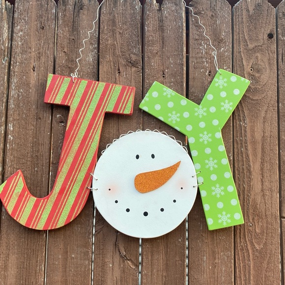 Celebrating Home Retired composite wood Christmas Sign JOY - Picture 2 of 9